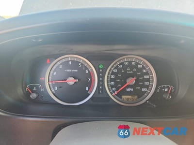 Zdjęcie 9 z 12 samochodu: 2003 ISUZU RODEO S VIN:4S2CK58W834306717 - miniatura