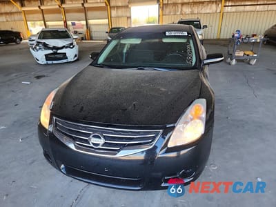 Piąte zdjęcie samochodu w środku: 2011 NISSAN ALTIMA 2.5 VIN:1N4AL2AP2BN446715 - miniatura
