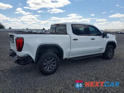 Trzecie zdjęcie samochodu z tyłu: 2025 GMC SIERRA K1500 AT4X VIN:3GTUUFE85SG156752 - miniatura