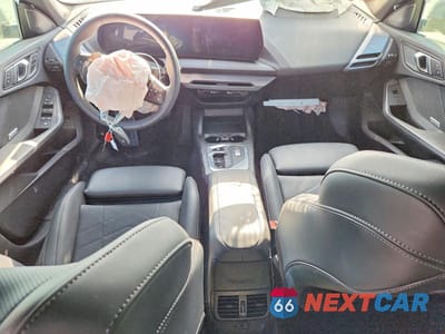 Zdjęcie 8 z 12 samochodu: 2025 BMW 228XI VIN:WBA23GG05S7S77510 - miniatura