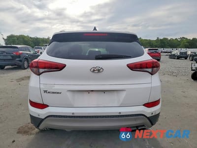 Zdjęcie 6 z 12 samochodu: 2018 HYUNDAI TUCSON VALUE VIN:KM8J33A27JU670065 - miniatura