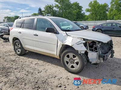 Czwarte zdjęcie samochodu z boku: 2011 TOYOTA RAV4 BASE VIN:2T3BF4DV3BW124900 - miniatura