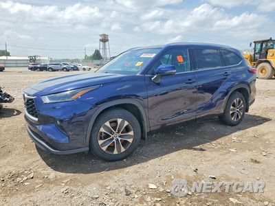 2021 TOYOTA HIGHLANDER XLE 5TDGZRBH0MS533268 - główne zdjęcie licytacji z USA - miniatura