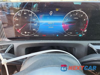 Zdjęcie 9 z 13 samochodu: 2025 MERCEDES-BENZ CLA 250 4MATIC VIN:W1K5J4HB5SN542965 - miniatura