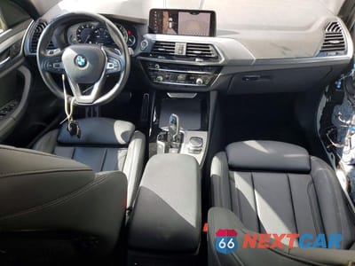 Zdjęcie 8 z 14 samochodu: 2019 BMW X3 SDRIVE30I VIN:5UXTR7C57KLR48804 - miniatura