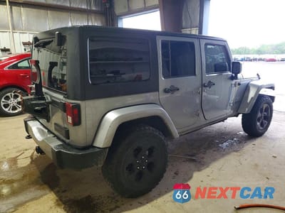 Trzecie zdjęcie samochodu z tyłu: 2016 JEEP WRANGLER UNLIMITED SAHARA VIN:1C4BJWEG0GL253326 - miniatura