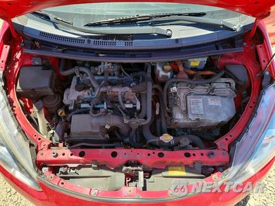 Zdjęcie 11 z 12 samochodu: 2015 TOYOTA PRIUS C ONE VIN:JTDKDTB30F1578799 - miniatura