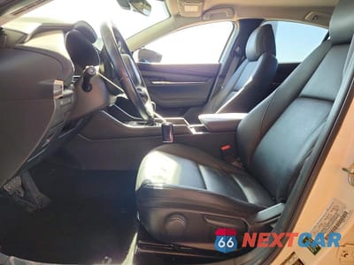 Zdjęcie 7 z 12 samochodu: 2019 MAZDA 3 SELECT VIN:JM1BPBAM9K1116456 - miniatura