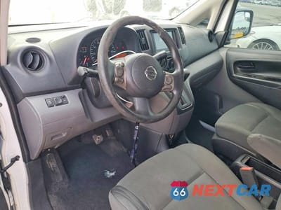 Zdjęcie 8 z 12 samochodu: 2014 NISSAN NV200 SV VIN:3N6CM0KN5EK692425 - miniatura