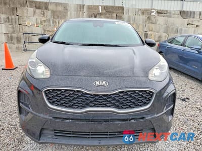 Piąte zdjęcie samochodu w środku: 2020 KIA SPORTAGE LX VIN:KNDPM3AC0L7797133 - miniatura