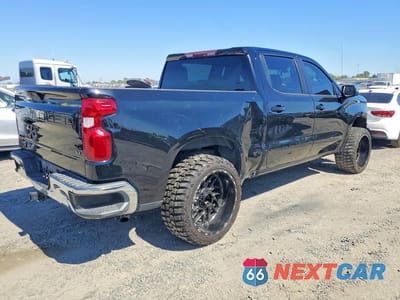 Trzecie zdjęcie samochodu z tyłu: 2021 CHEVROLET SILVERADO C1500 LT VIN:3GCPWCED2MG201247 - miniatura