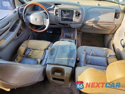 Zdjęcie 8 z 13 samochodu: 2002 LINCOLN NAVIGATOR VIN:5LMEU27R72LJ06501 - miniatura