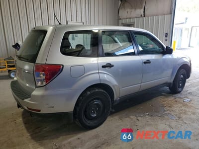 Trzecie zdjęcie samochodu z tyłu: 2009 SUBARU FORESTER 2.5X VIN:JF2SH61699G796812 - miniatura