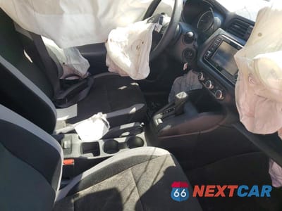 Zdjęcie 7 z 12 samochodu: 2025 NISSAN VERSA S VIN:3N1CN8DV9SL842847 - miniatura