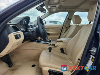Zdjęcie 7 z 12 samochodu: 2015 BMW 320 I VIN:WBA3B1C58FK141185 - miniatura