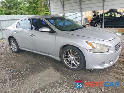 Czwarte zdjęcie samochodu z boku: 2011 NISSAN MAXIMA 3.5 S VIN:1N4AA5AP3BC816380 - miniatura