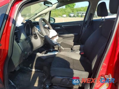 Zdjęcie 7 z 12 samochodu: 2017 HONDA FIT LX VIN:3HGGK5H58HM712224 - miniatura