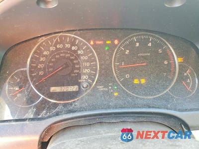 Zdjęcie 9 z 13 samochodu: 2004 LEXUS GX 470 VIN:JTJBT20X740029183 - miniatura