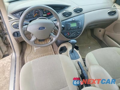 Zdjęcie 8 z 12 samochodu: 2003 FORD FOCUS SE VIN:1FAFP34P33W309550 - miniatura