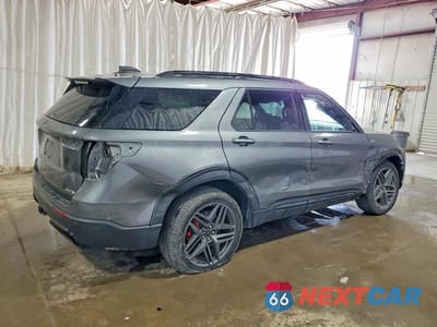 Trzecie zdjęcie samochodu z tyłu: 2025 FORD EXPLORER ST-LINE VIN:1FMUK8KH1SGB61914 - miniatura