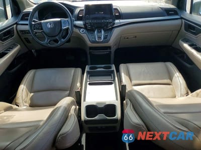 Zdjęcie 8 z 13 samochodu: 2018 HONDA ODYSSEY EXL VIN:5FNRL6H77JB055308 - miniatura