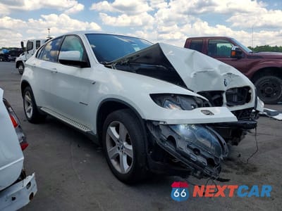 Czwarte zdjęcie samochodu z boku: 2013 BMW X6 XDRIVE35I VIN:5UXFG2C54DL782735 - miniatura