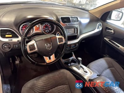 Zdjęcie 9 z 10 samochodu: 2018 DODGE JOURNEY SE VIN:3C4PDCAB7JT524948 - miniatura