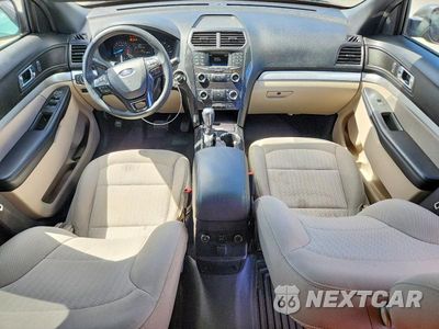 Zdjęcie 8 z 13 samochodu: 2019 FORD EXPLORER VIN:1FM5K8B88KGA19368 - miniatura