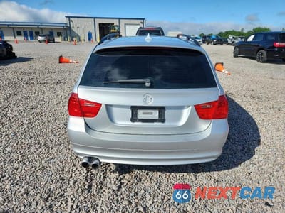 Zdjęcie 6 z 12 samochodu: 2009 BMW 328 IT VIN:WBAUT93519A191209 - miniatura