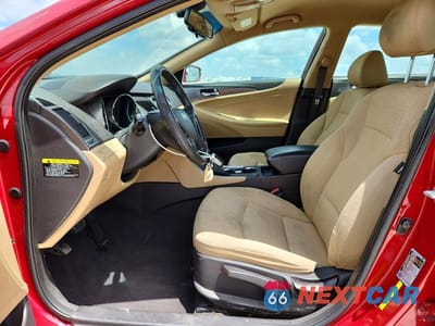 Zdjęcie 7 z 12 samochodu: 2013 HYUNDAI SONATA HYBRID VIN:KMHEC4A4XDA066850 - miniatura