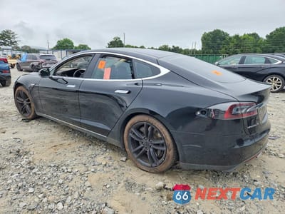 Drugie zdjęcie samochodu z przodu: 2013 TESLA MODEL S VIN:5YJSA1CN3DFP26350 - miniatura