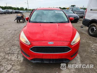 Piąte zdjęcie samochodu w środku: 2016 FORD FOCUS SE VIN:1FADP3K29GL222404 - miniatura