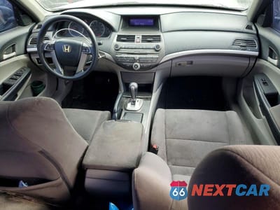 Zdjęcie 8 z 13 samochodu: 2011 HONDA ACCORD LX VIN:1HGCP2F36BA134936 - miniatura