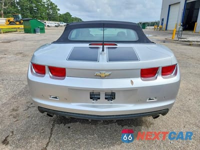 Zdjęcie 6 z 12 samochodu: 2011 CHEVROLET CAMARO LT VIN:2G1FC3DD3B9194878 - miniatura