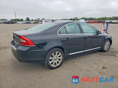Trzecie zdjęcie samochodu z tyłu: 2010 VOLVO S80 3.2 VIN:YV1960AS3A1121164 - miniatura