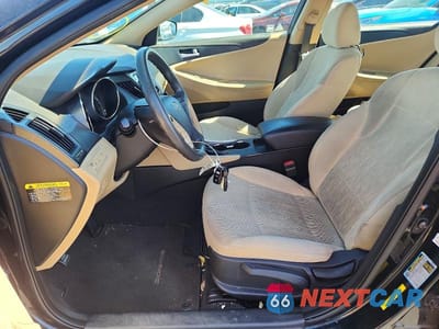 Zdjęcie 7 z 12 samochodu: 2013 HYUNDAI SONATA GLS VIN:5NPEB4ACXDH609329 - miniatura