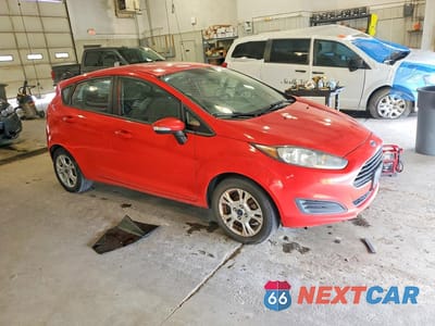 Czwarte zdjęcie samochodu z boku: 2014 FORD FIESTA SE VIN:3FADP4EJXEM228328 - miniatura