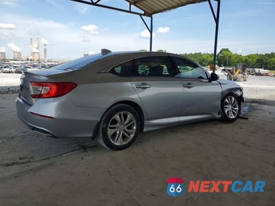 Trzecie zdjęcie samochodu z tyłu: 2018 HONDA ACCORD LX VIN:1HGCV1F13JA138746 - miniatura