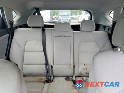 Zdjęcie 10 z 14 samochodu: 2017 HYUNDAI TUCSON SPORT VIN:KM8J33A21HU271100 - miniatura