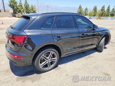 Trzecie zdjęcie samochodu z tyłu: 2025 AUDI Q5 E PREMIUM PLUS 55 VIN:WA1E2AFYXS2010538 - miniatura