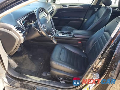 Zdjęcie 7 z 12 samochodu: 2017 FORD FUSION SE VIN:3FA6P0H9XHR284313 - miniatura