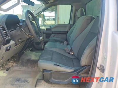 Zdjęcie 7 z 12 samochodu: 2018 FORD F150 VIN:1FTMF1CB2JKE13708 - miniatura