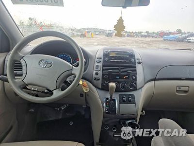 Zdjęcie 9 z 10 samochodu: 2010 TOYOTA SIENNA LE 8-PASSENGER VIN:5TDKK4CC9AS295145 - miniatura