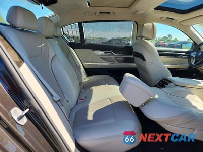 Zdjęcie 10 z 13 samochodu: 2016 BMW 750 XI VIN:WBA7F2C53GG420172 - miniatura