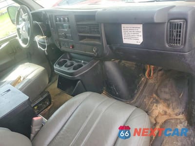 Zdjęcie 8 z 13 samochodu: 2013 CHEVROLET EXPRESS G2500 VIN:1GCWGFCA4D1192049 - miniatura