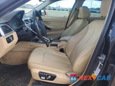 Zdjęcie 7 z 12 samochodu: 2016 BMW 320 I VIN:WBA8E1G51GNT35161 - miniatura
