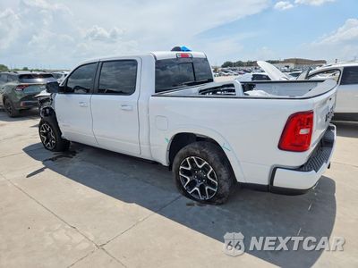 Drugie zdjęcie samochodu z przodu: 2026 RAM 1500 LARAMIE VIN:1C6SRFJT2TN266774 - miniatura