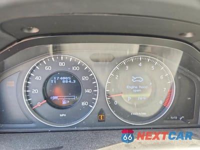 Zdjęcie 9 z 12 samochodu: 2011 VOLVO XC60 3.2 VIN:YV4952DL7B2163970 - miniatura