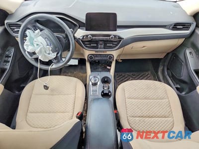 Zdjęcie 8 z 13 samochodu: 2020 FORD ESCAPE SE VIN:1FMCU9G6XLUB84971 - miniatura