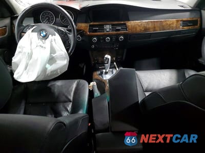 Zdjęcie 8 z 12 samochodu: 2009 BMW 528 XI VIN:WBANV13599C151884 - miniatura